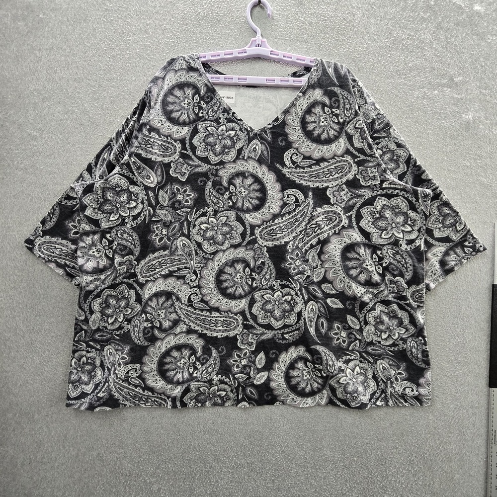 Catherines Women Shirt 4X 30/32W Black Paisley Suprema Collection Scoop Neck